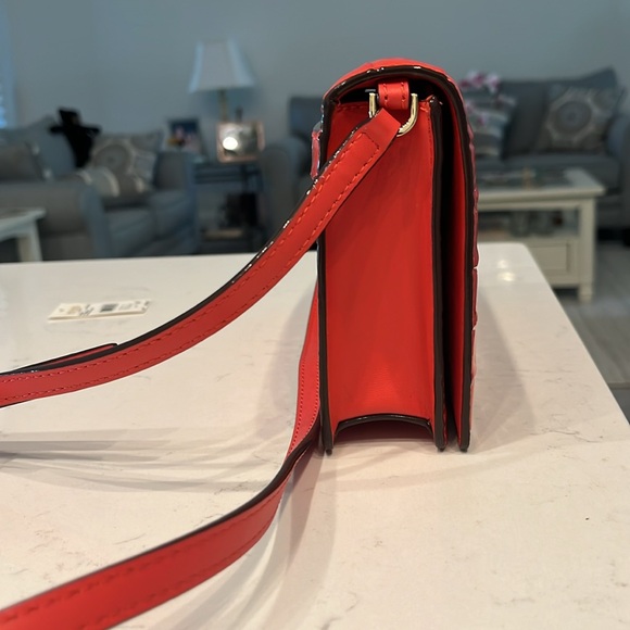 Like new Michael Kors Flap XBody bag. Used 2X - Picture 7 of 12